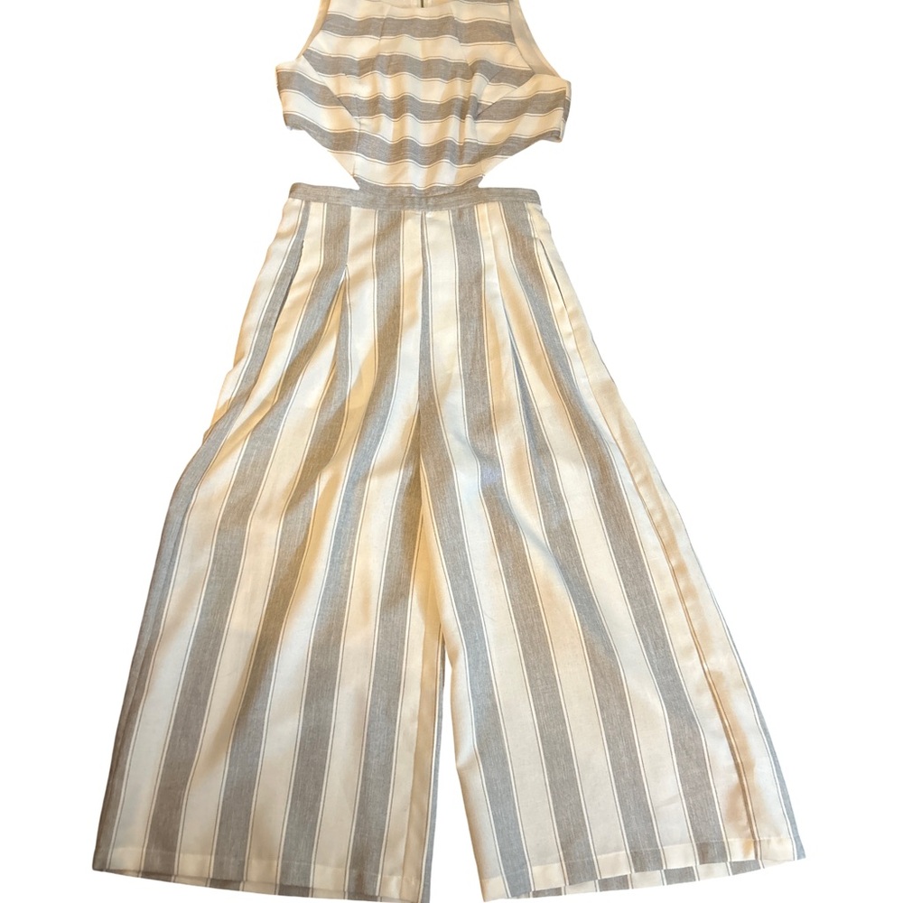 Striped Sleeveless Jumpsuit in white and Gray